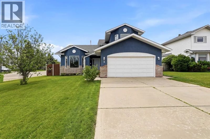 2 Denmark Crescent, Red Deer, Alberta, T4R2K4, Red Deer, Alberta — photo 1 of 5