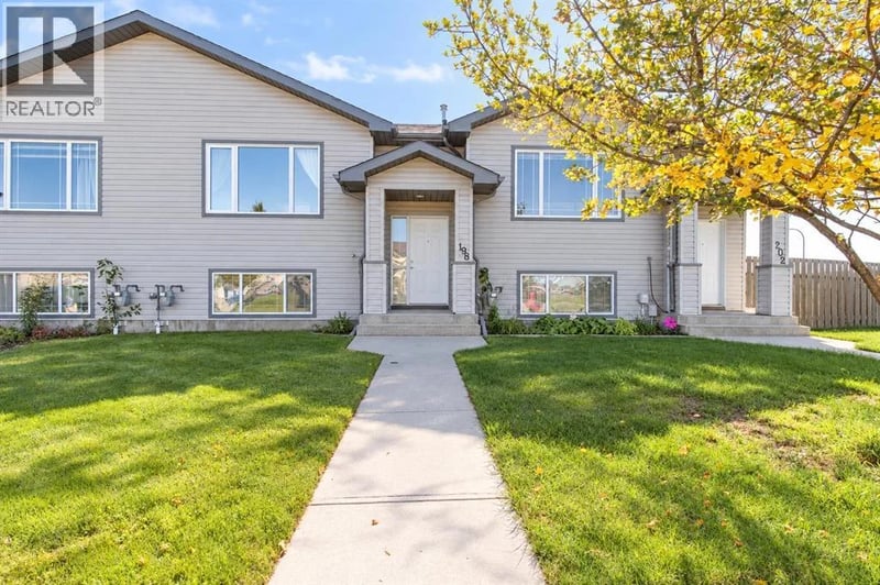 198 Blackfoot Boulevard West, Lethbridge, Alberta, T1K7Z2, Lethbridge, Alberta — photo 1 of 5