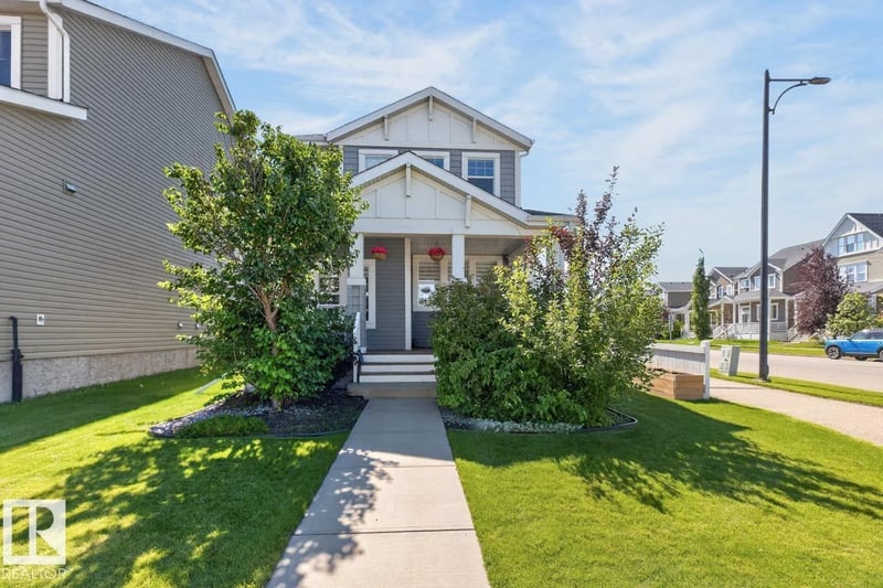 424 SIMMONDS WY, Leduc, Alberta, T9E0E6, Leduc, Alberta — photo 1 of 5