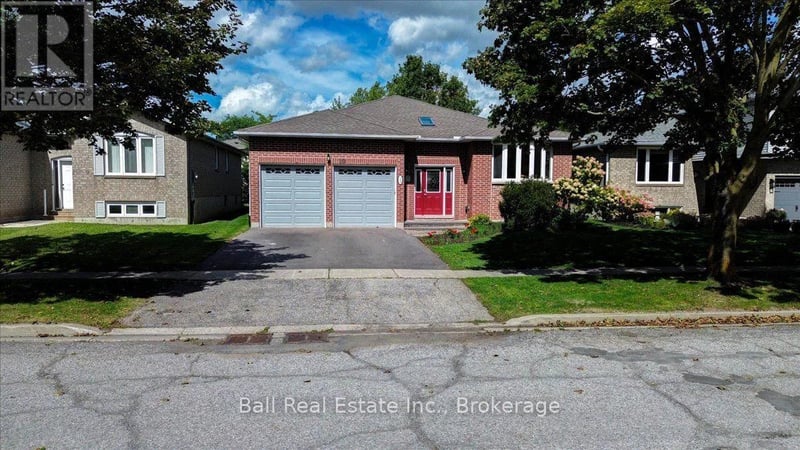 20 Lakeview Drive, Scugog (Port Perry), Ontario, L9L1G9, Scugog (Port Perry), Ontario — photo 1 of 5