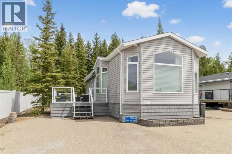 10046 township road 422, Rural Ponoka County, Alberta, T4J1V9, Rural Ponoka County, Alberta — photo 1 of 5