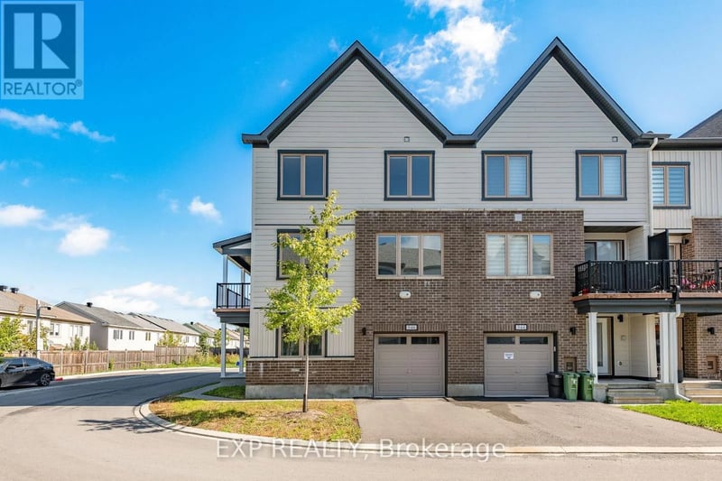 546 Woven Private, Ottawa, Ontario, K2S3B2, Ottawa, Ontario — photo 1 of 5