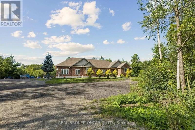 6956 Concession 4 Road, Puslinch, Ontario, N0B2J0, Puslinch, Ontario — photo 1 of 5