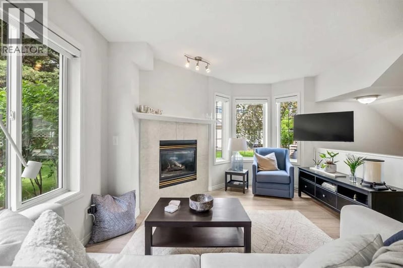 40 Chaparral Ridge Terrace Southeast, Calgary, Alberta, T2X3N6, Calgary, Alberta — photo 1 of 5