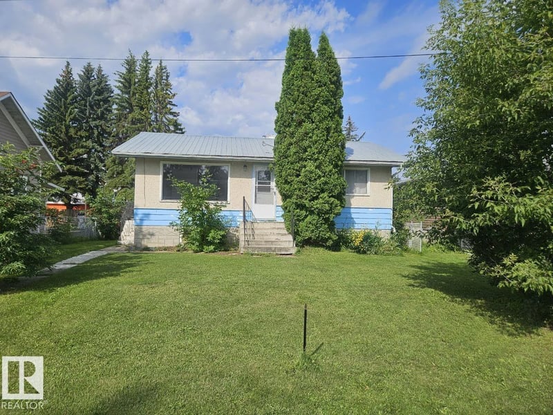 5024 50 ST, Andrew, Alberta, T0B0C0, Andrew, Alberta — photo 1 of 5