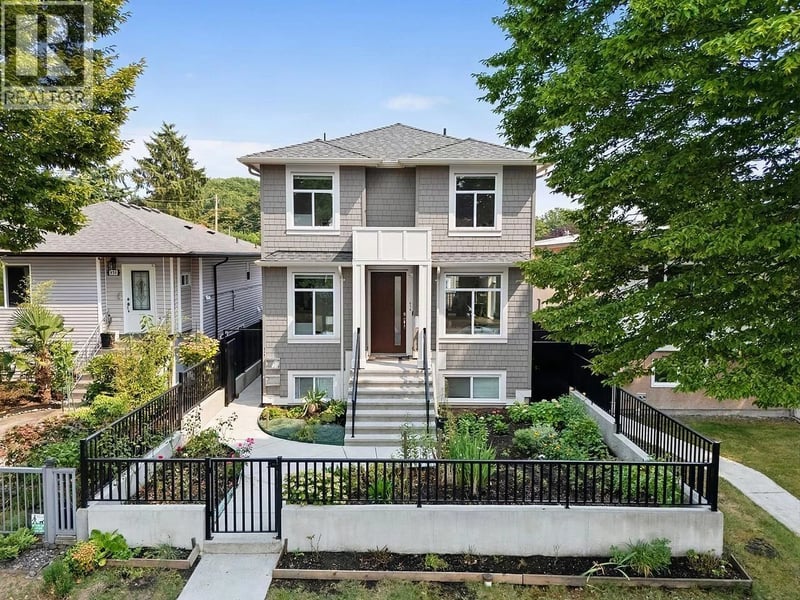 636 CASSIAR Street, Vancouver, British Columbia, V5K4N2, Vancouver, British Columbia — photo 1 of 5