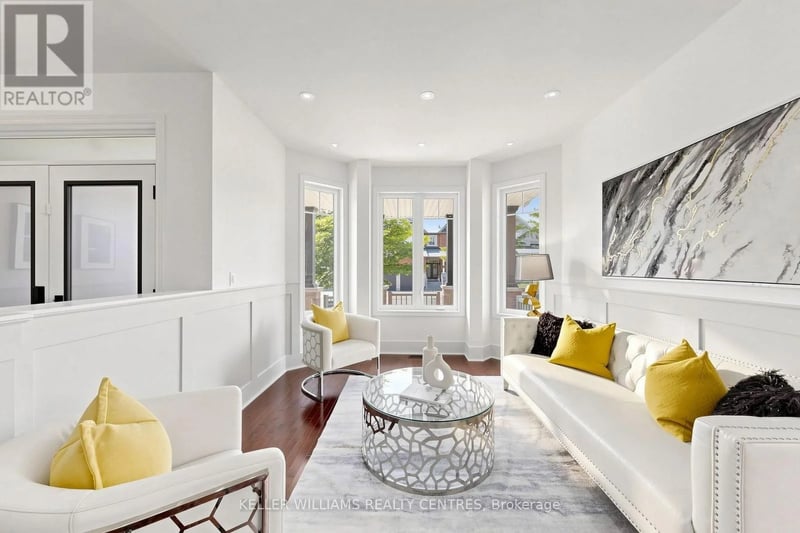 7 Philips Lake Court, Richmond Hill (Jefferson), Ontario, L4E0M2, Richmond Hill (Jefferson), Ontario — photo 1 of 5
