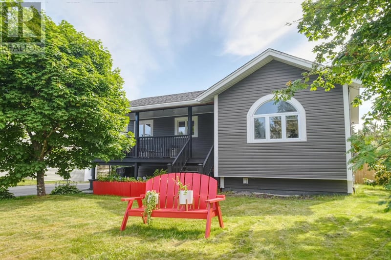 13 Stonewall Drive, Paradise, Newfoundland & Labrador, A1L2R8, Paradise, Newfoundland & Labrador — photo 1 of 5