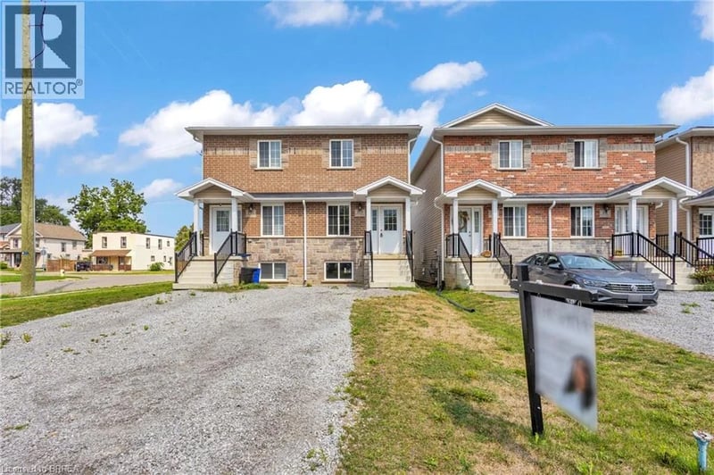 161 GROVE Street, Simcoe, Ontario, N3Y0H2, Simcoe, Ontario — photo 1 of 5