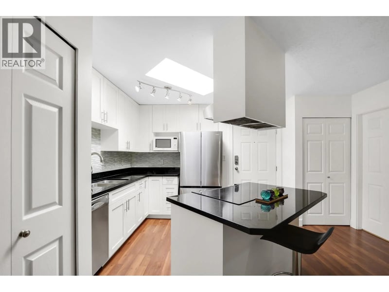 #B310 40120 WILLOW Crescent, Squamish, British Columbia, V8B0L7, Squamish, British Columbia — photo 1 of 5