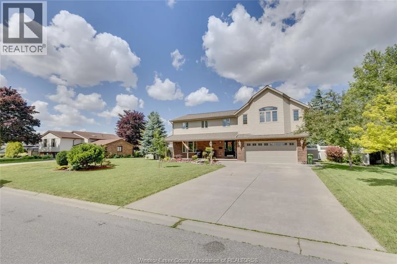 503 REGENT, St. Clair Beach, Ontario, N8N4B8, St. Clair Beach, Ontario — photo 1 of 5