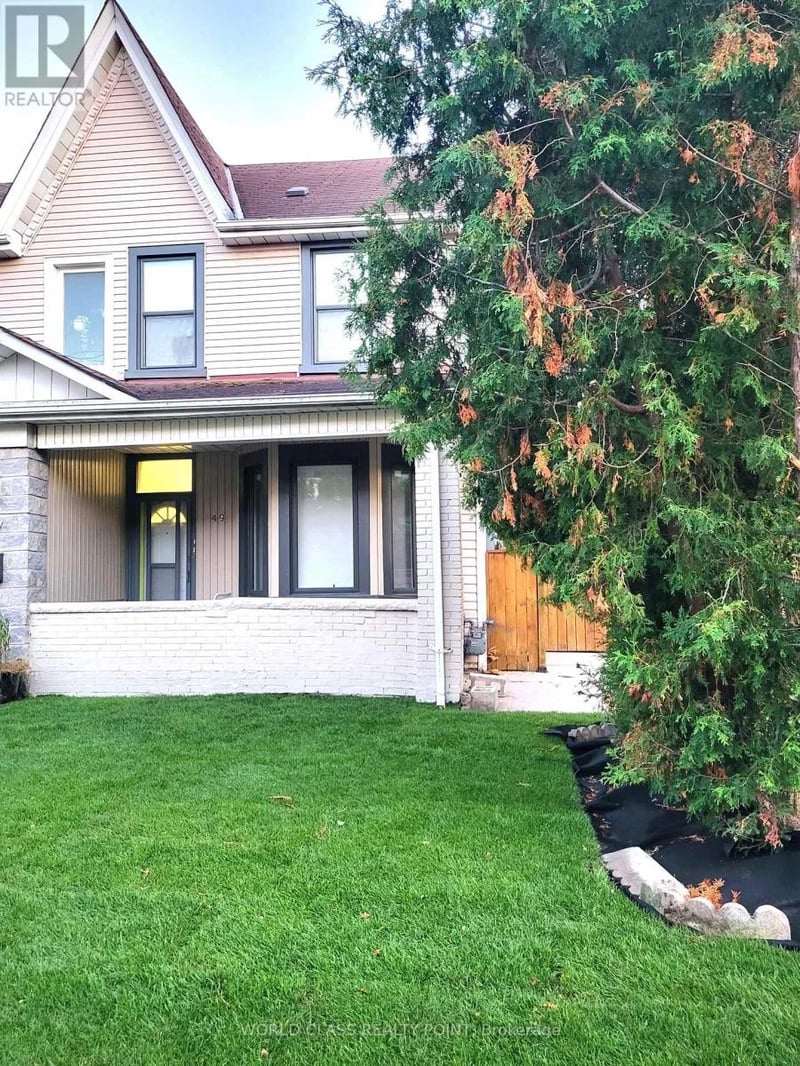 #MAIN 49 Vine Avenue, Toronto (Junction Area), Ontario, M6P1V6, Toronto (Junction Area), Ontario — photo 1 of 5