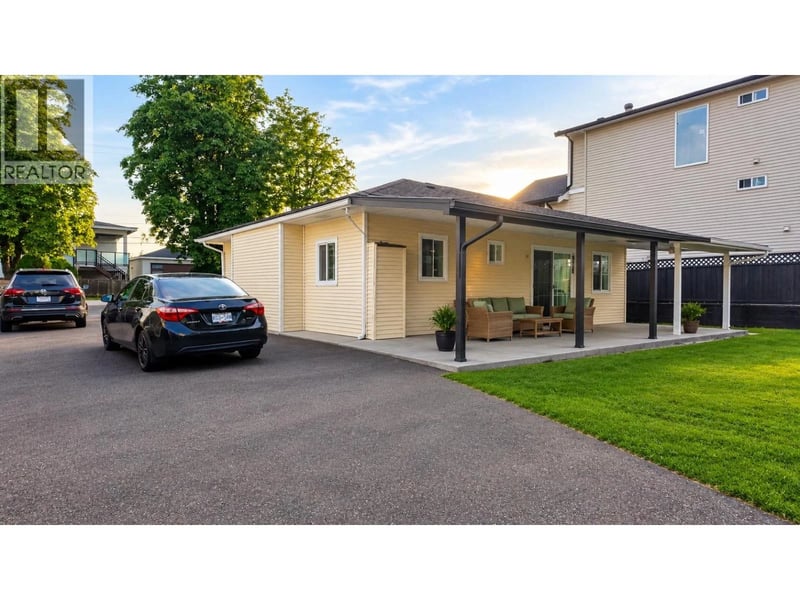 309 JOHNSTON Street, New Westminster, British Columbia, V3M5H4, New Westminster, British Columbia — photo 1 of 5