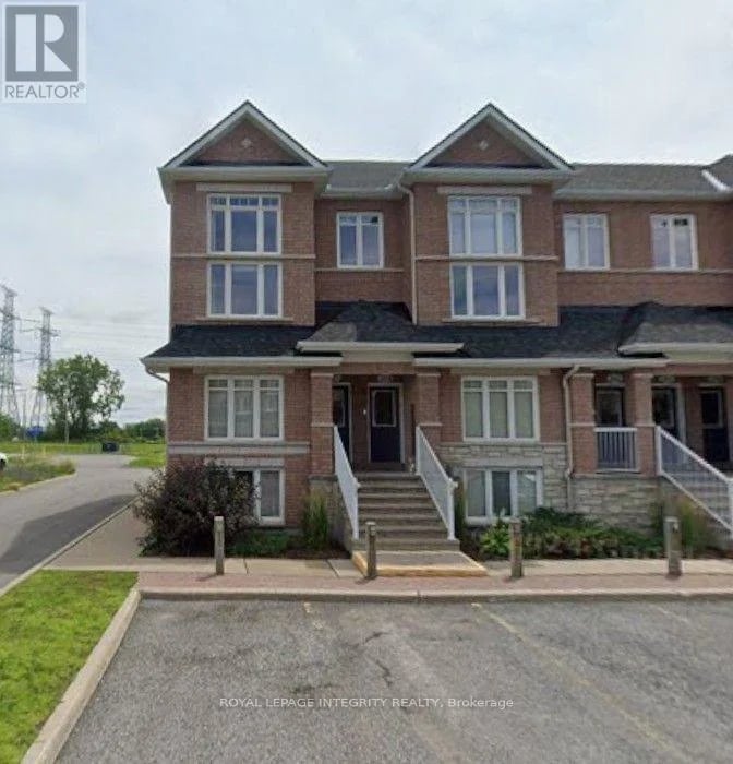 #12 320 Tivoli Private, Ottawa, Ontario, K2E0A6, Ottawa, Ontario — photo 1 of 5