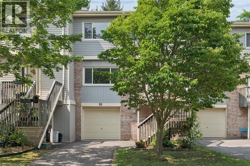 #88 30 GREEN VALLEY Drive, Kitchener, Ontario, N2P1G8, Kitchener, Ontario — photo 1 of 5