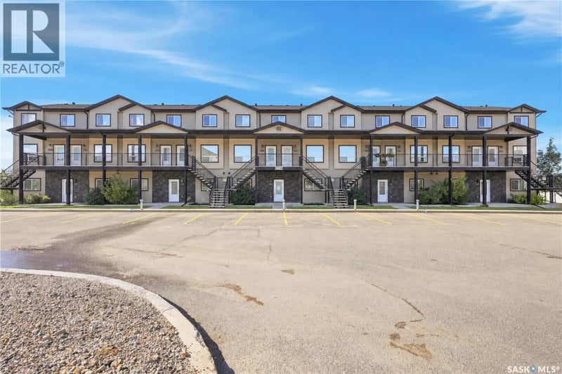812 3802 Dewdney AVENUE E, Regina, Saskatchewan, S4Z0A6, Regina, Saskatchewan — photo 1 of 5