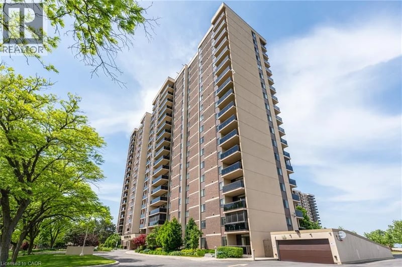 #1207 301 FRANCES Avenue, Stoney Creek, Ontario, L8E3W6, Stoney Creek, Ontario — photo 1 of 5