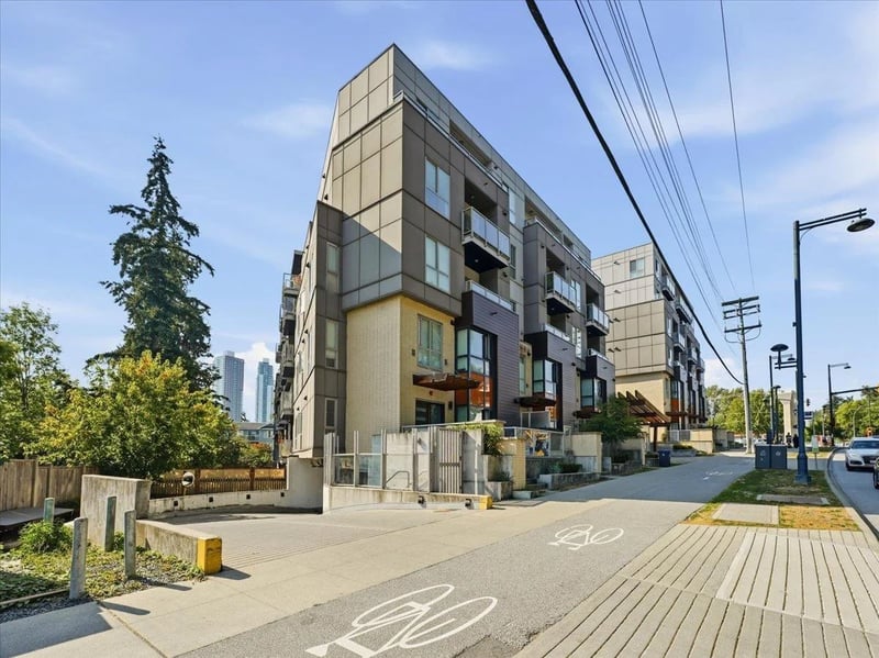 #106 9689 140 Street, Surrey, British Columbia, V3T0P3, Surrey, British Columbia — photo 1 of 5