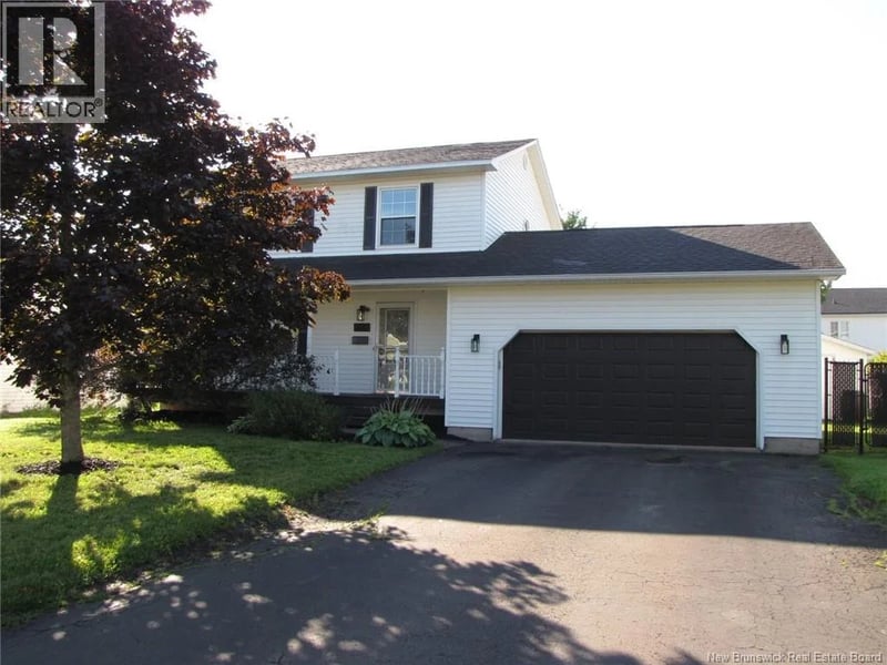 44 Greenhaven Drive, Moncton, New Brunswick, E1A3P5, Moncton, New Brunswick — photo 1 of 5