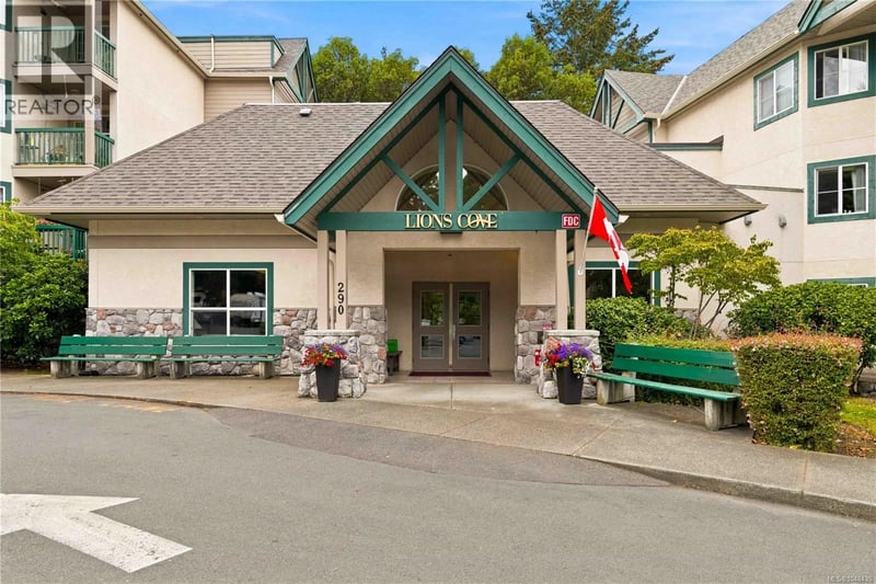 #304 290 Island Highway, View Royal, British Columbia, V9B1G5, View Royal, British Columbia — photo 1 of 5