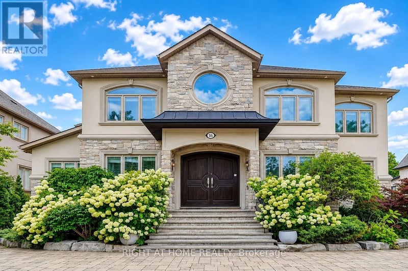 16 Fairview Avenue, Richmond Hill (South Richvale), Ontario, L4C6L2, Richmond Hill (South Richvale), Ontario — photo 1 of 5