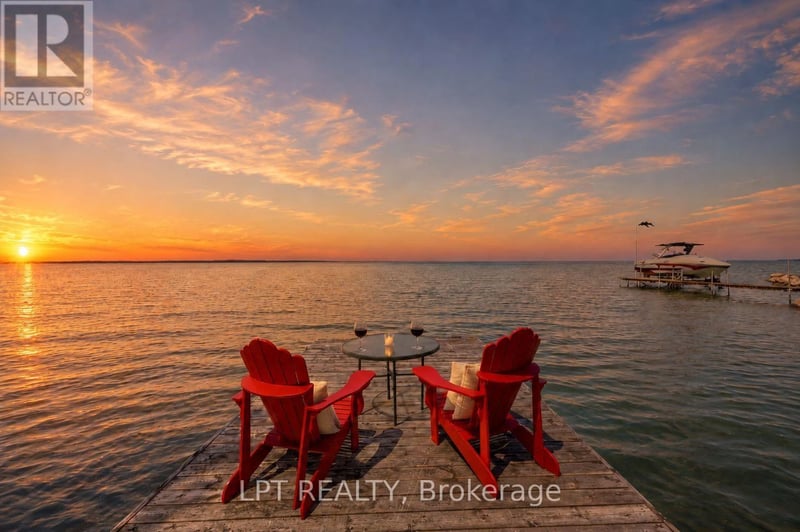 173 Lake Drive East, Georgina (Historic Lakeshore Communities), Ontario, L4P3E9, Georgina (Historic Lakeshore Communities), Ontario — photo 1 of 5