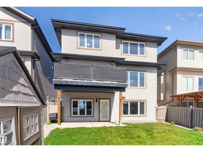 4225 CHARLES CL SW, Edmonton, Alberta, T6W0Z5, Edmonton, Alberta — photo 1 of 5