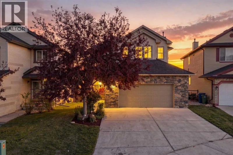16 Crystal Shores Place, Okotoks, Alberta, T1S2C5, Okotoks, Alberta — photo 1 of 5