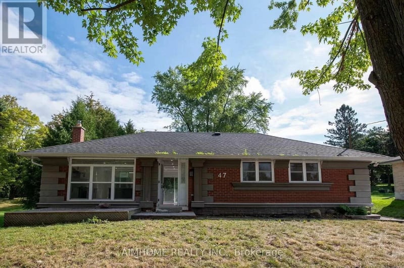 47 Belfry Drive, Newmarket (Huron Heights-Leslie Valley), Ontario, L3Y3E9, Newmarket (Huron Heights-Leslie Valley), Ontario — photo 1 of 5