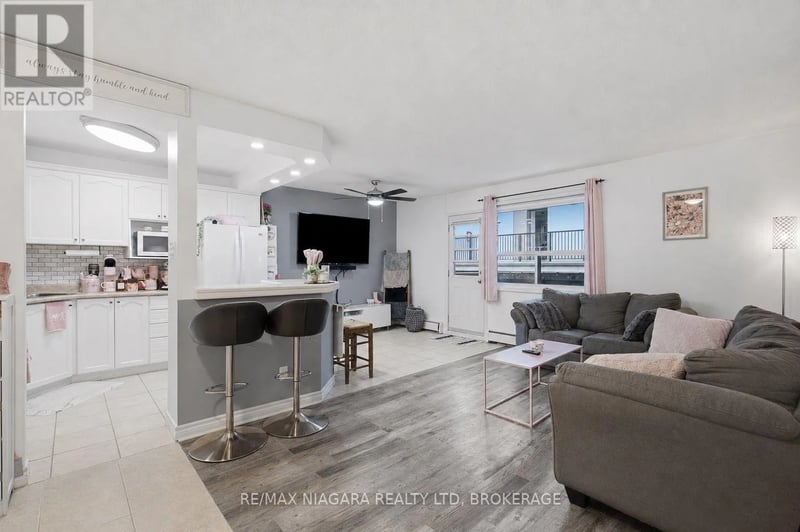 #308 264 OAKDALE Avenue, St. Catharines (Oakdale), Ontario, L2P2K4, St. Catharines (Oakdale), Ontario — photo 1 of 5
