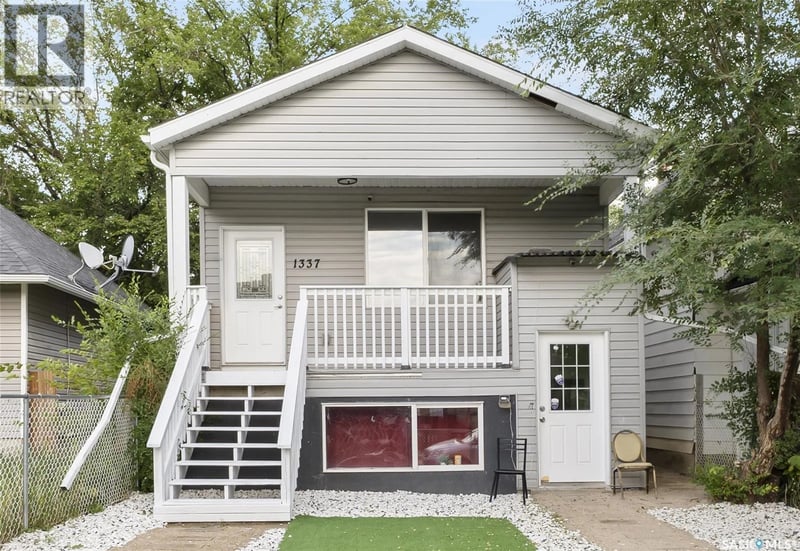 1337 Athol STREET, Regina, Saskatchewan, S4T3C6, Regina, Saskatchewan — photo 1 of 5