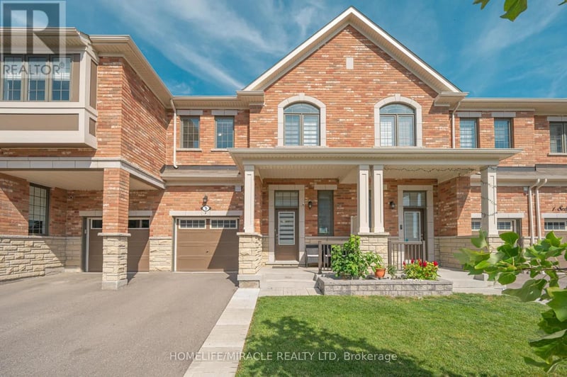 5 Sedgemoor Street, Whitby, Ontario, L1P0M3, Whitby, Ontario — photo 1 of 5