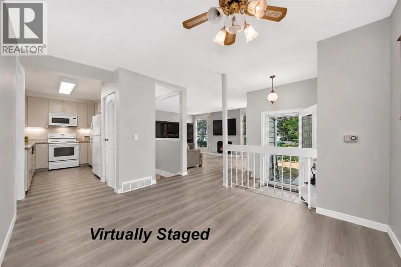 6437 Coach Hill Road Southwest, Calgary, Alberta, T3H1B5, Calgary, Alberta — photo 1 of 5