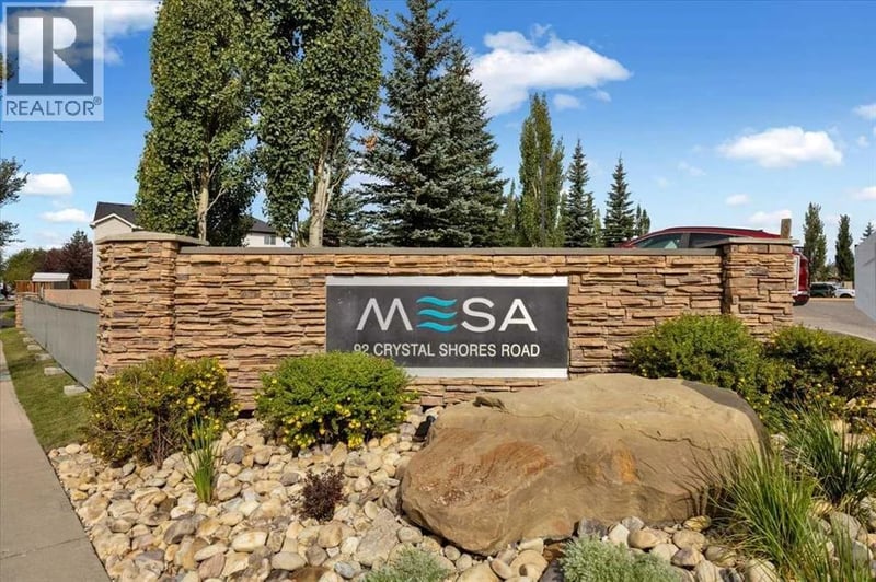 92 Crystal Shores, Okotoks, Alberta, T1S2M9, Okotoks, Alberta — photo 1 of 5