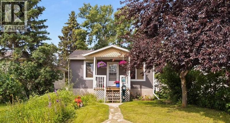 5208 53 Street, Camrose, Alberta, T4V1Z5, Camrose, Alberta — photo 1 of 5