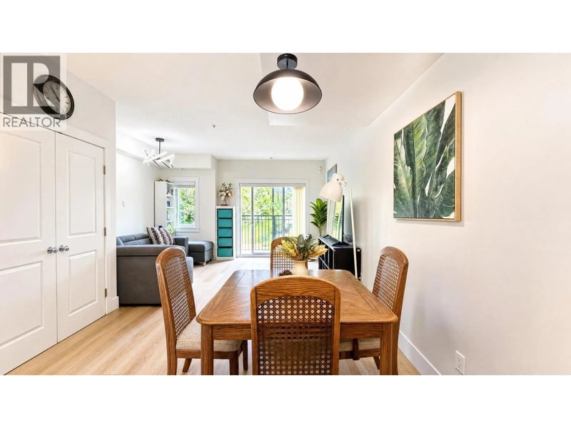 #204 7168 STRIDE Avenue, Burnaby, British Columbia, V3N1T7, Burnaby, British Columbia — photo 1 of 5