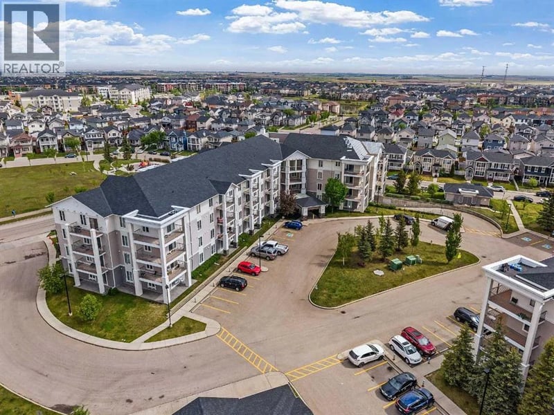 333 Taravista Drive Northeast, Calgary, Alberta, T3J0H3, Calgary, Alberta — photo 1 of 5