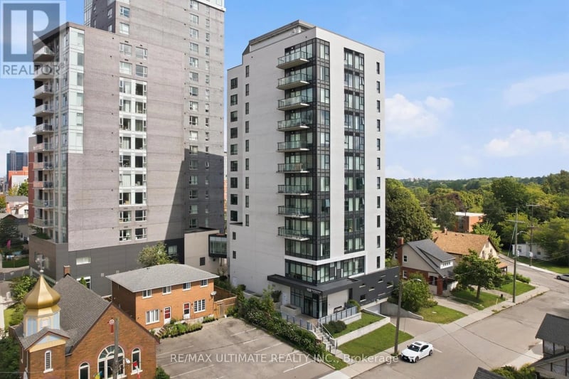 #1001 158 King Street North, Waterloo, Ontario, N2J0E5, Waterloo, Ontario — photo 1 of 5