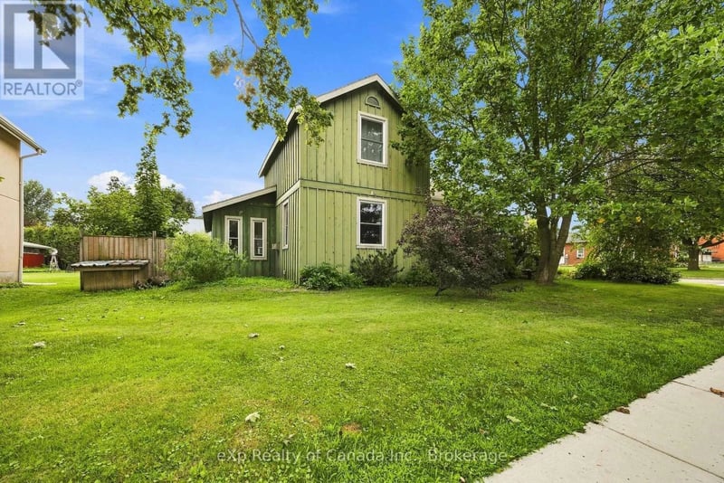 24 STOVER Street South, Norwich (Norwich Town), Ontario, N0J1P0, Norwich (Norwich Town), Ontario — photo 1 of 5