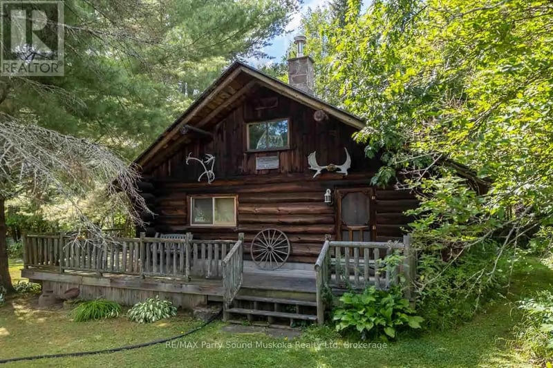 4 Mary Street, Magnetawan (Ahmic Harbour), Ontario, P0A1A0, Magnetawan (Ahmic Harbour), Ontario — photo 1 of 5