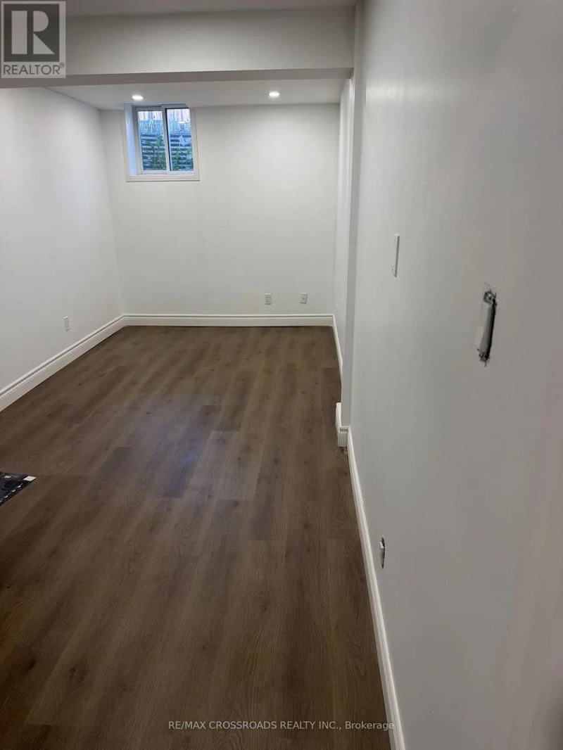 82 Jack Monkman Crescent, Markham (Cedarwood), Ontario, L3S0A4, Markham (Cedarwood), Ontario — photo 1 of 5