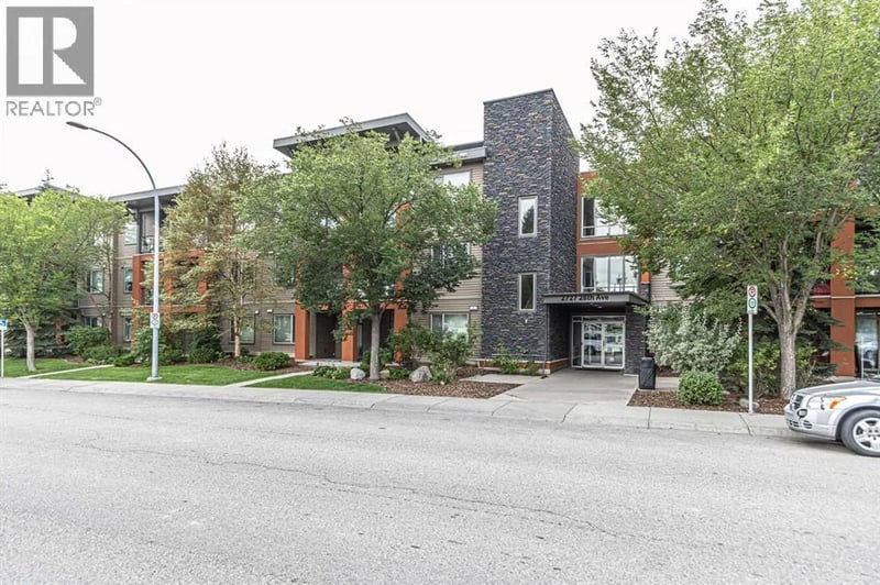 2727 28 Avenue Southeast, Calgary, Alberta, T2B0L4, Calgary, Alberta — photo 1 of 5