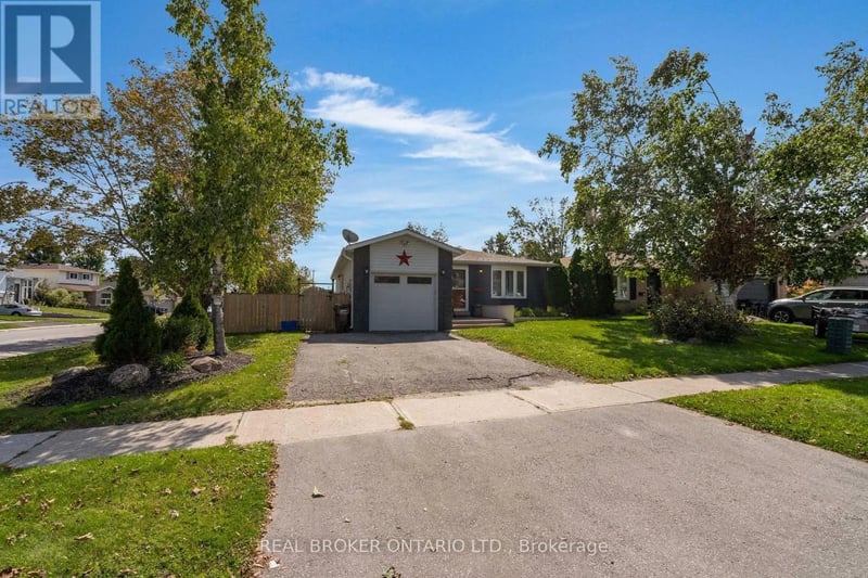 37 Hickling Trail, Barrie (Grove East), Ontario, L4M5S5, Barrie (Grove East), Ontario — photo 1 of 5