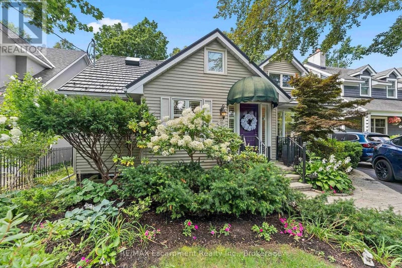 380 Watson Avenue, Oakville (OO Old Oakville), Ontario, L6J3V8, Oakville (OO Old Oakville), Ontario — photo 1 of 5