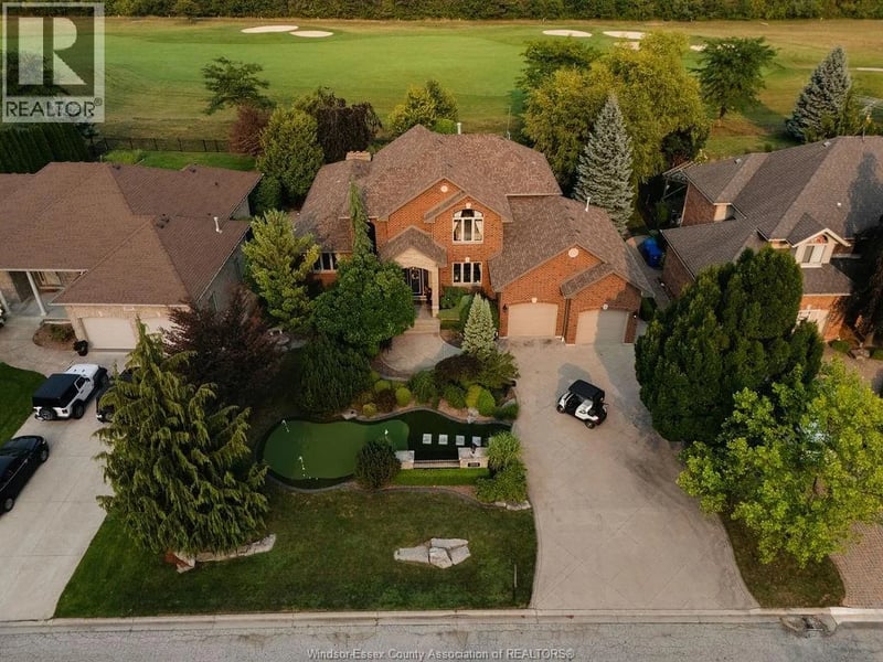 205 CLUBVIEW Drive, Amherstburg, Ontario, N9V3Z3, Amherstburg, Ontario — photo 1 of 5