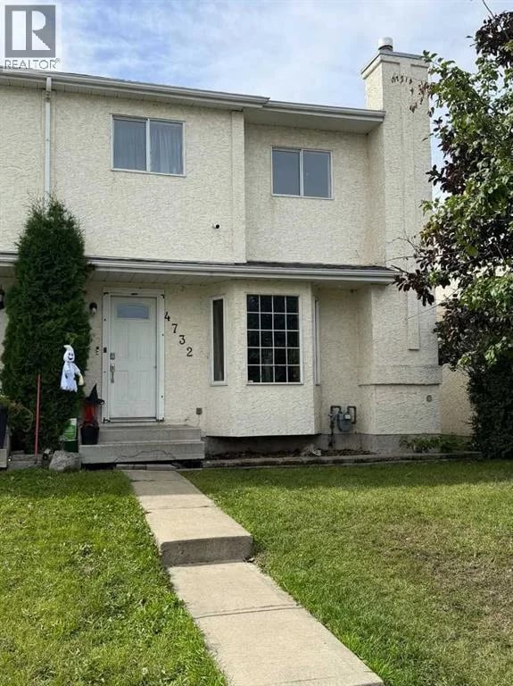 4732 43 Street, Sylvan Lake, Alberta, T4S1M3, Sylvan Lake, Alberta — photo 1 of 5