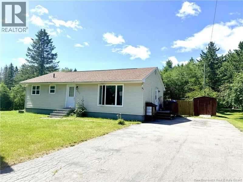 377 Williston Drive, Miramichi, New Brunswick, E1V5X5, Miramichi, New Brunswick — photo 1 of 5