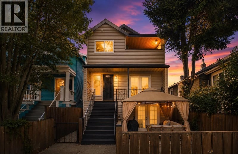2890 8TH Avenue, Vancouver, British Columbia, V6K2B9, Vancouver, British Columbia — photo 1 of 5