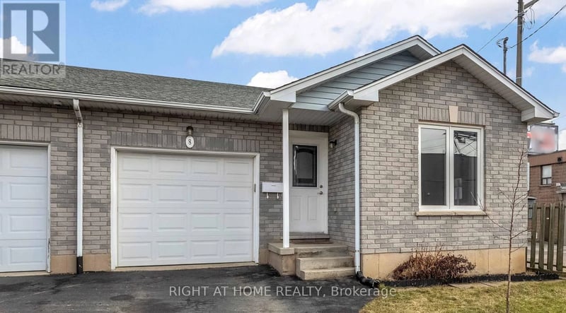 8 Brantdale Avenue, Hamilton (Southam), Ontario, L9C1B7, Hamilton (Southam), Ontario — photo 1 of 5