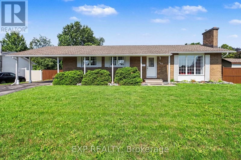 139 Abbeyhill Drive, Ottawa, Ontario, K2L1H6, Ottawa, Ontario — photo 1 of 5